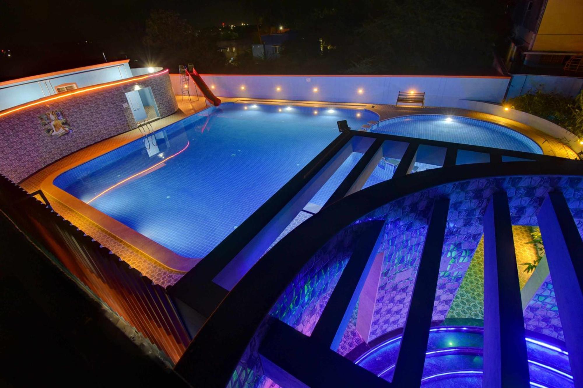 Collectipn O Pradee Queen Resort Chennai Exterior photo